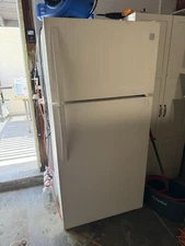 Kenmore Refrigerator – Model 253.68802015