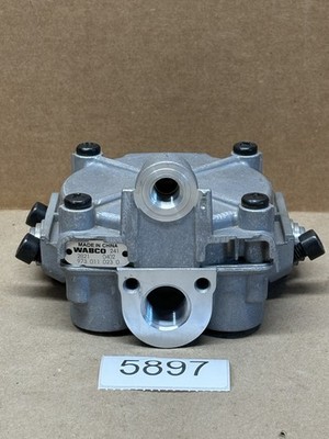 WABCO 241 ABS Relay Valve 973 011 023 0 Truck Tractor NOS