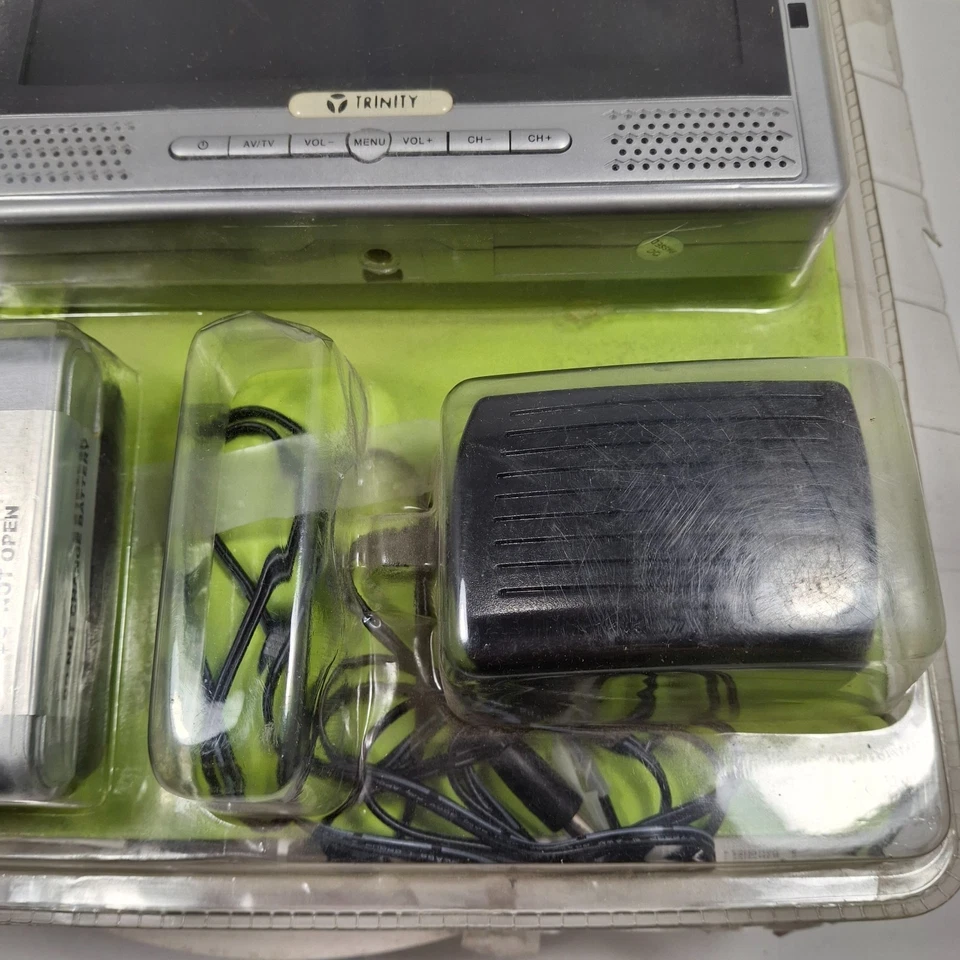Trinity 7" Portable LCD TV – Color TFT – Tested – Never Used – Compact AV Bundle - Image 3 of 4