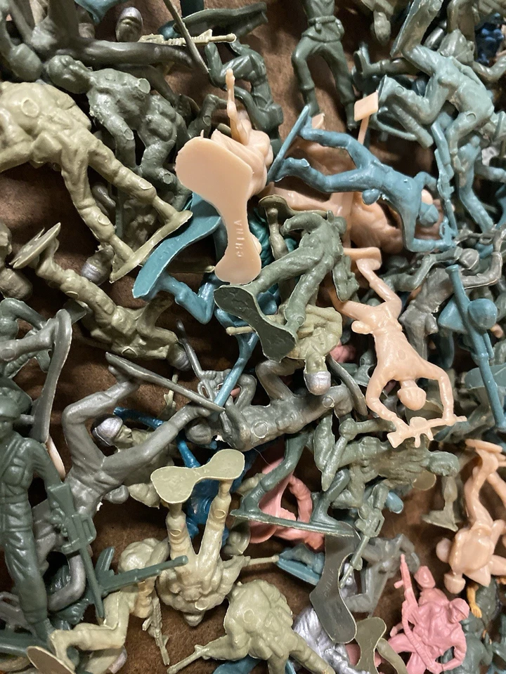 Lote De Colección 200+ Tanques Y Accesorios Hombre Ejército Verde Tostado Gris Con Banderas Foto 3 de 4