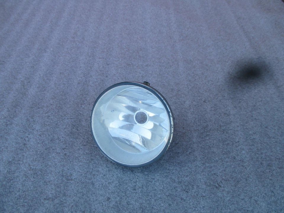 04 05 06 TOYOTA SOLARA FRONT FOG LIGHT LAMP 2004 2005 2006 OEM - Imagem 2 de 4