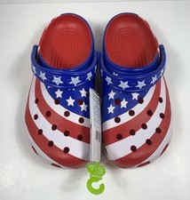 NEW Crocs Men  s Size 5 Women  s 7 Classic American Flag Clogs USA Patriotic