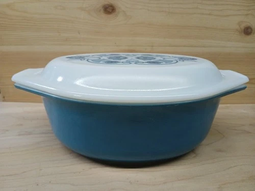 Vintage Pyrex Blue Horizon #043 Oval Casserole Dish w/Lid 1.5 Quart