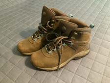 Merrell Women’s Waterproof Hiking Boots Dark Earth Brittany Blue Size 8.5