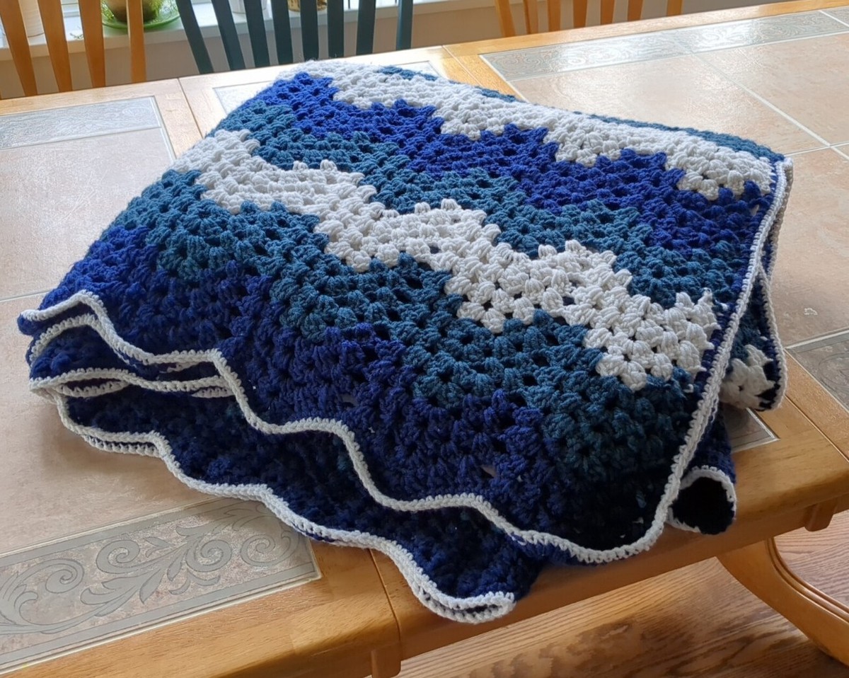 Vintage Crochet Knit Handmade Throw Blanket 68