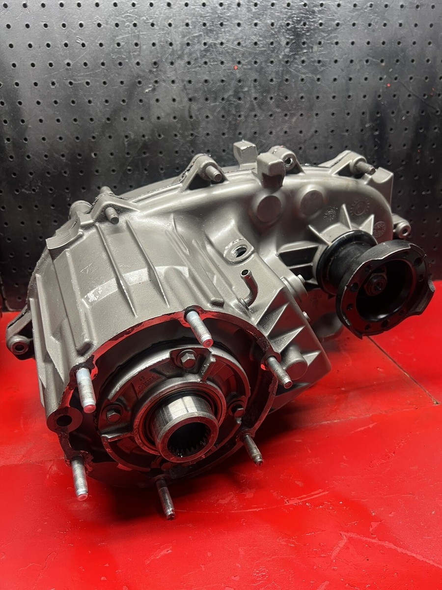 2002-2004 Jeep Grand Cherokee 242J Transfer Case Assy# 52099361AD | OE