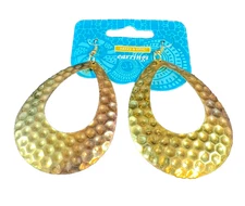 Sassy and Chic Fashion Earrings - Costume jewelry