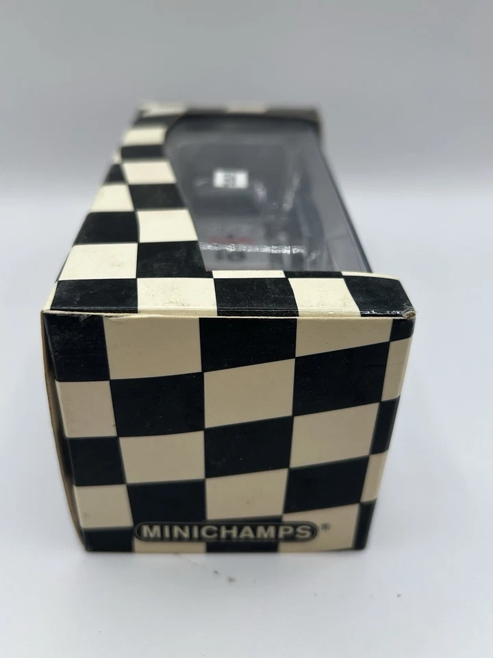 Minichamps 1:43 400 051418 Audi A4 DTM 2005 Audi Sport Team Jouest en estuche Foto 2 de 4