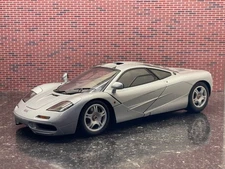 1/18 McLaren F1 Short Tail Roadcar Magnesium Silver AUTOart Signature 76001