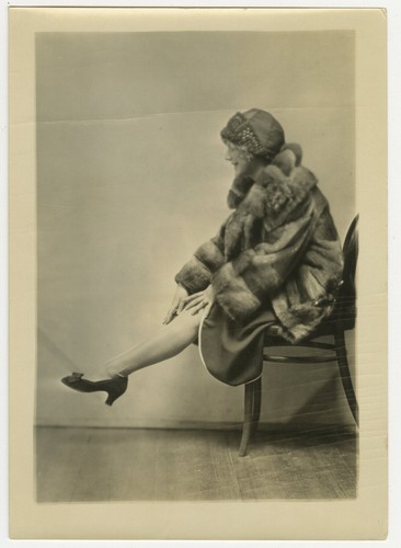 Lot of 4 Vintage 1920s Charles Sheldon 5" x 7" Fashion Pinup Photographs - Picture 3 of 5