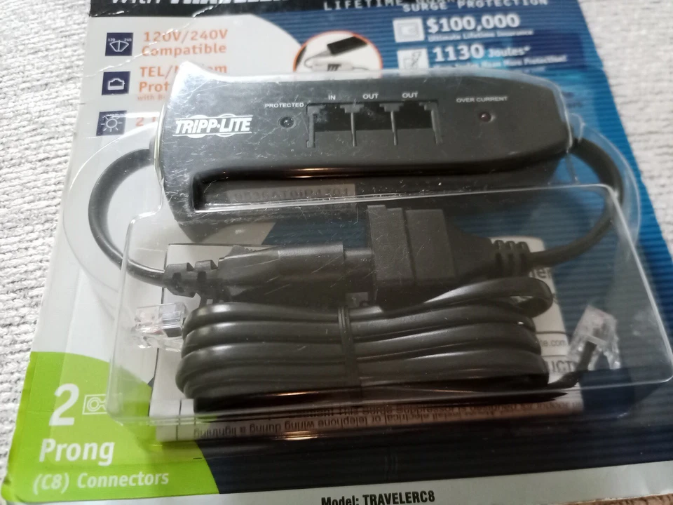 Tripp-Lite surge protection, Suppressor 1130 joule 120V/240V Traveler in-line - Image 2 of 4