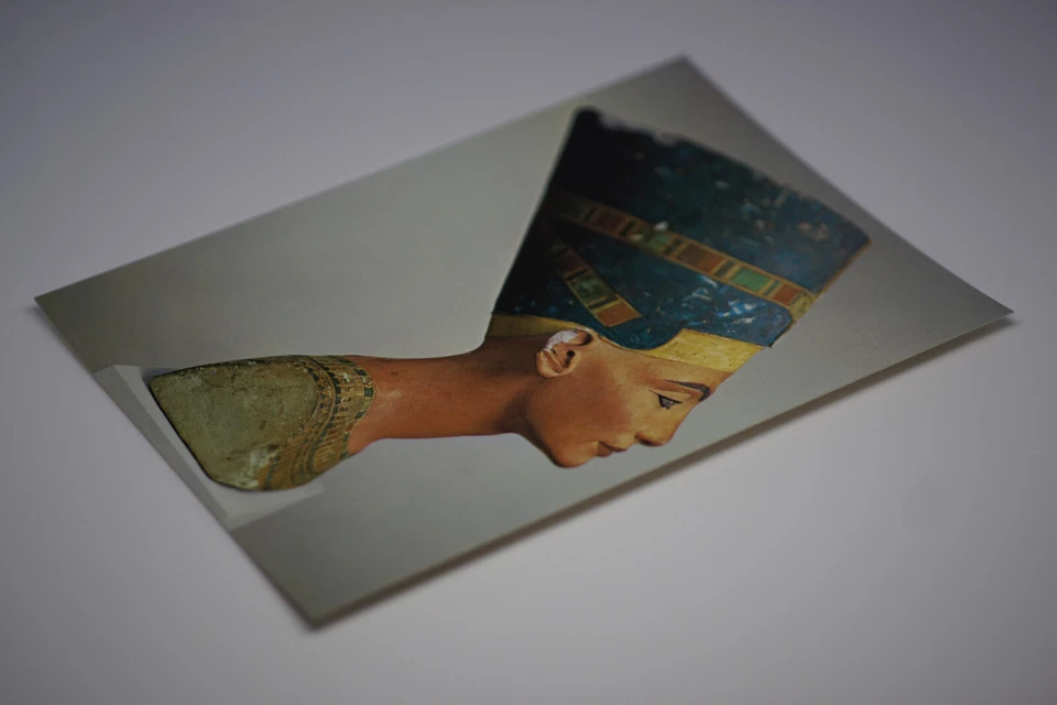 Postcard Bust Of Queen Nefertiti Ancient Egypt New Kingdom Dynasty Berlin Museum - Image 4 of 4