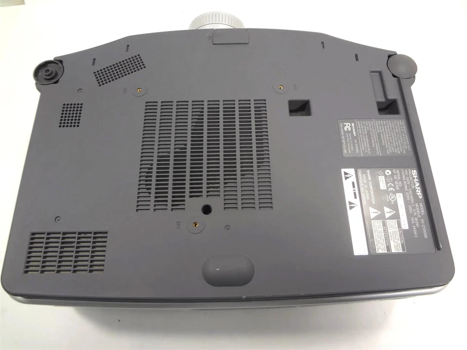 Sharp Vision XV-Z10000U - 720P Home Theater Projector 800 Lumens (ANSI) - Image 4 of 4