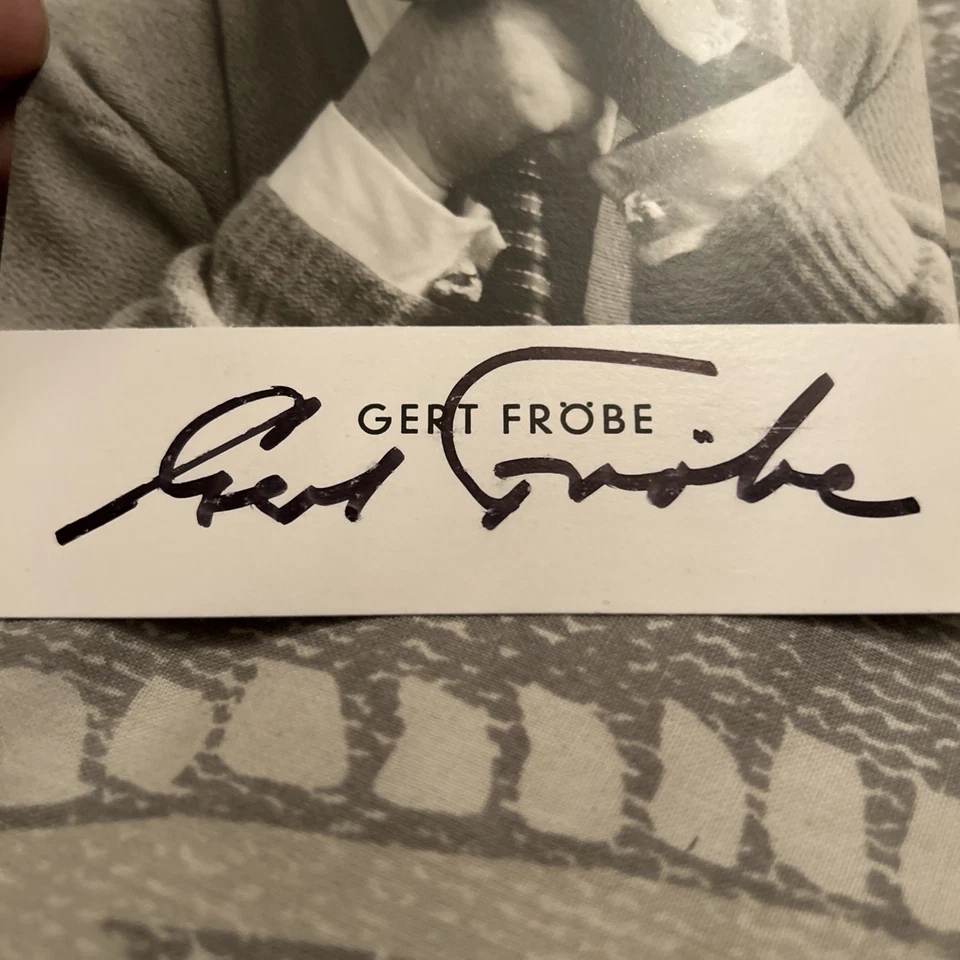 Gert Frobe James Bond Genuine Signed Authentic Autograph - postcard coa - Image 2 of 2