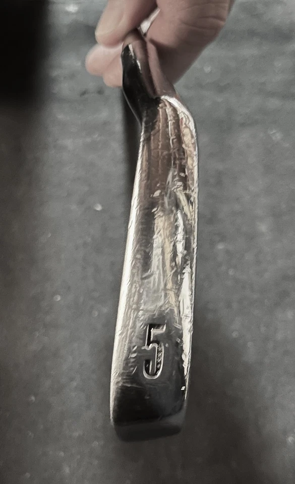 KZG FORGED 11-M SINGLE 5 IRON RIGHT HANDED GRAPHITE PROCUSTOM GRAPHITE LAMKIN A1 - Image 3 of 4