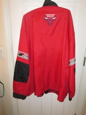 VTG 90s 1990s NBA Pro Player Chicago Bulls Red Puffer Coat Mens Extra Large XL