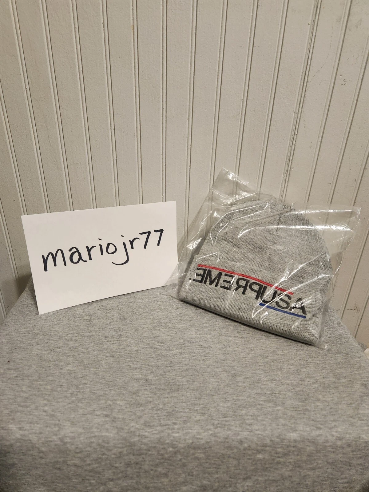 Supreme USA Beanie FW21 flambant neuf dans son emballage d'origine 100 % authentique 