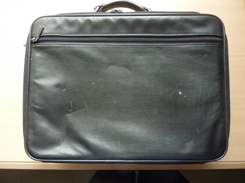 Targus Black Leather Laptop Bag - Photo 7/8