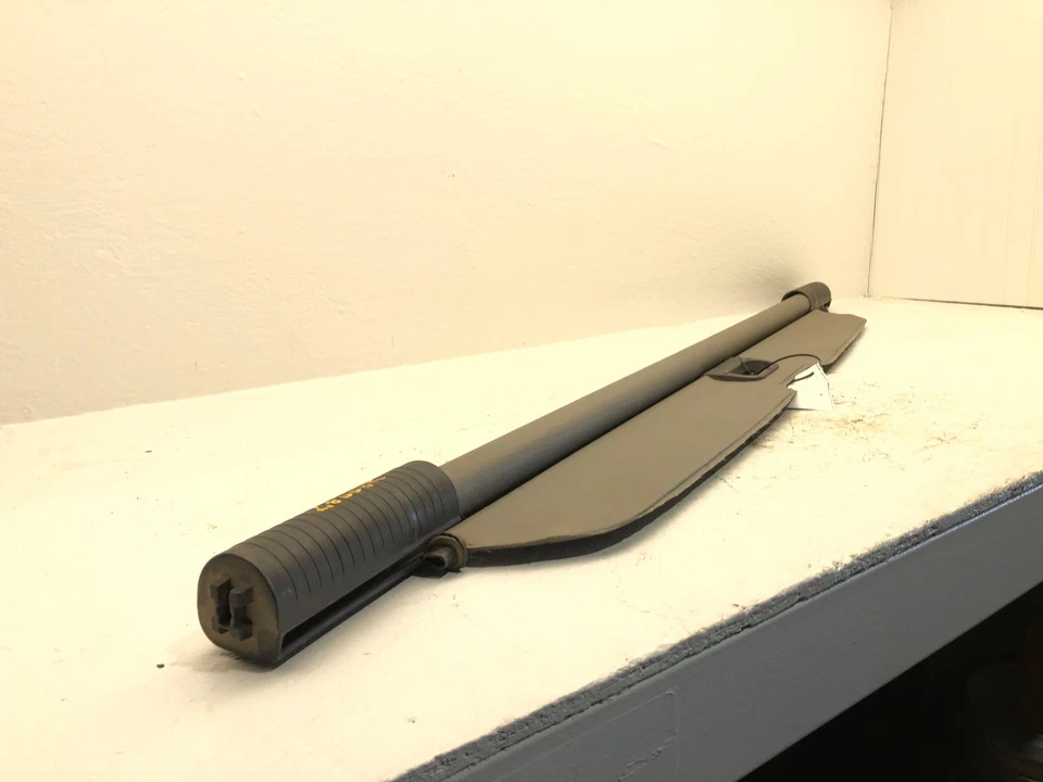 Chevy Suburban 2003 cubierta de carga trasera enrollable protector de maletero fabricante original Foto 2 de 4