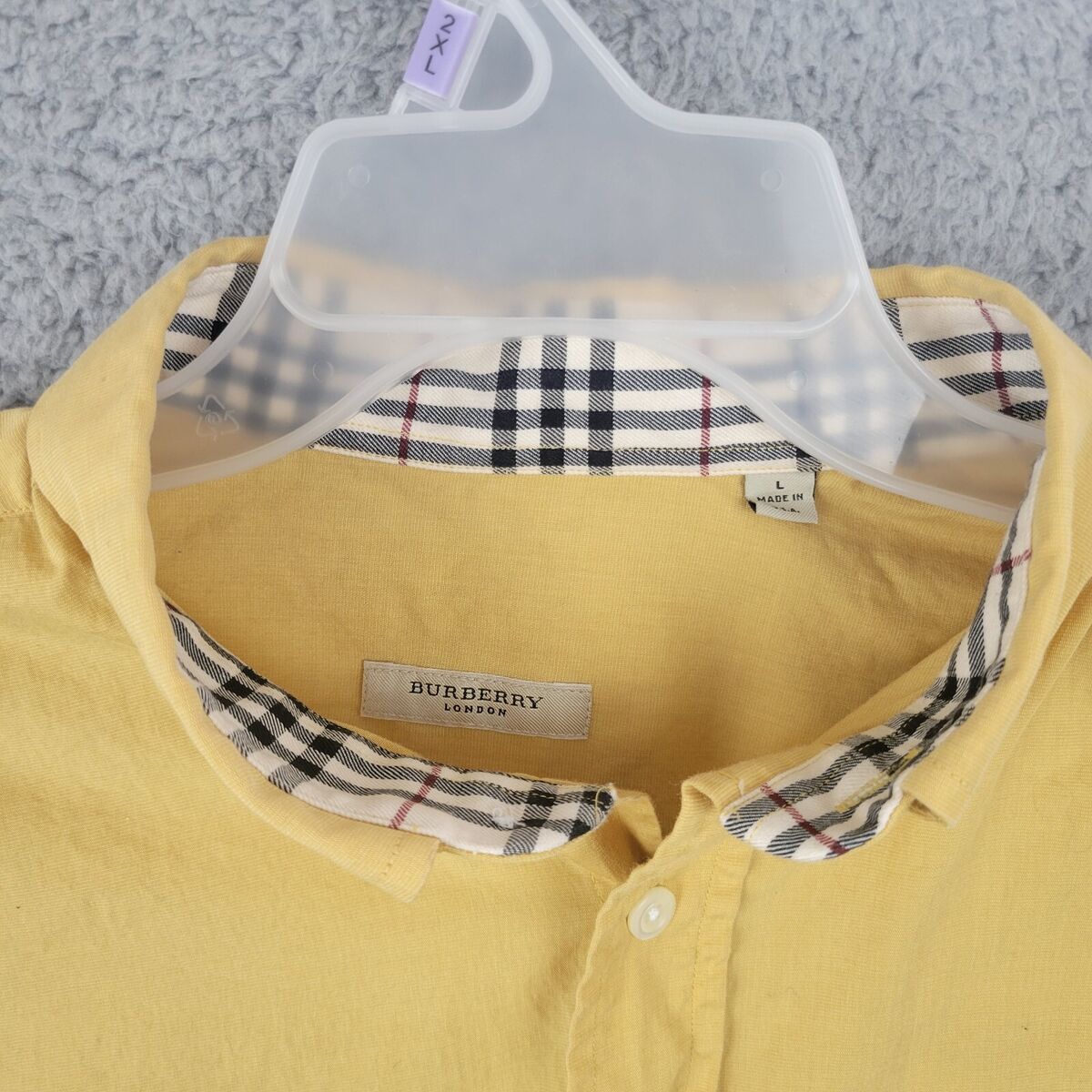 Burberry Men's Size Large Cotton Nova Check Flip Cuff Dress Burberry Men's Size Large Cotton Nova Check Flip Cuff Dress