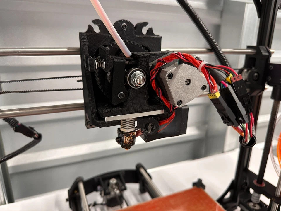 Impresora 3D TAZ LULZBOT 5 KT-PR001b-7574 Foto 4 de 4