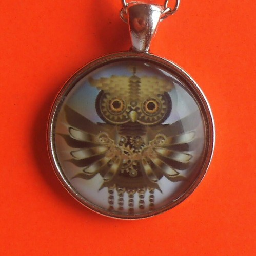 Owl Spread Wings Cogs Cabochon Pendant Necklace Silver Tone Steampunk Gothic: UK - Picture 5 of 5