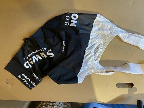 Team Sunweb leichte Lätzchenshorts für Herren verschiedene Größen. Mit Pad - Bild 1 von 3