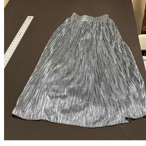 Silver pleated maxi skirt with lining ( no brand) women L. SKU-B541