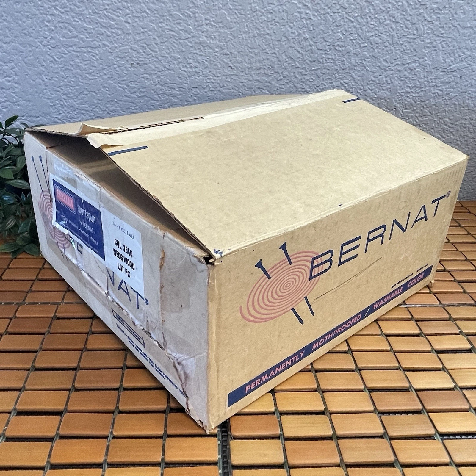 Vintage Bernat Berella Sportspoon Yarn Wedgwood Blue 2860 Lot of 20 Original Box image 7
