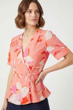 DOROTHY PERKINS Floral Peplum Blouse