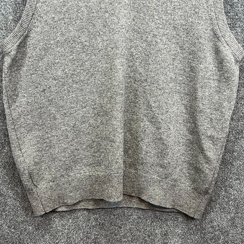 Vintage L.L. Bean Men’s V-Neck Sweater Vest | 100% Lambswool | Gray | Size L Reg - Picture 5 of 11