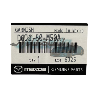 グアピ30 OEM Mazda 2020-2026 CX-30 Rear Right Garnish Applique Piano black