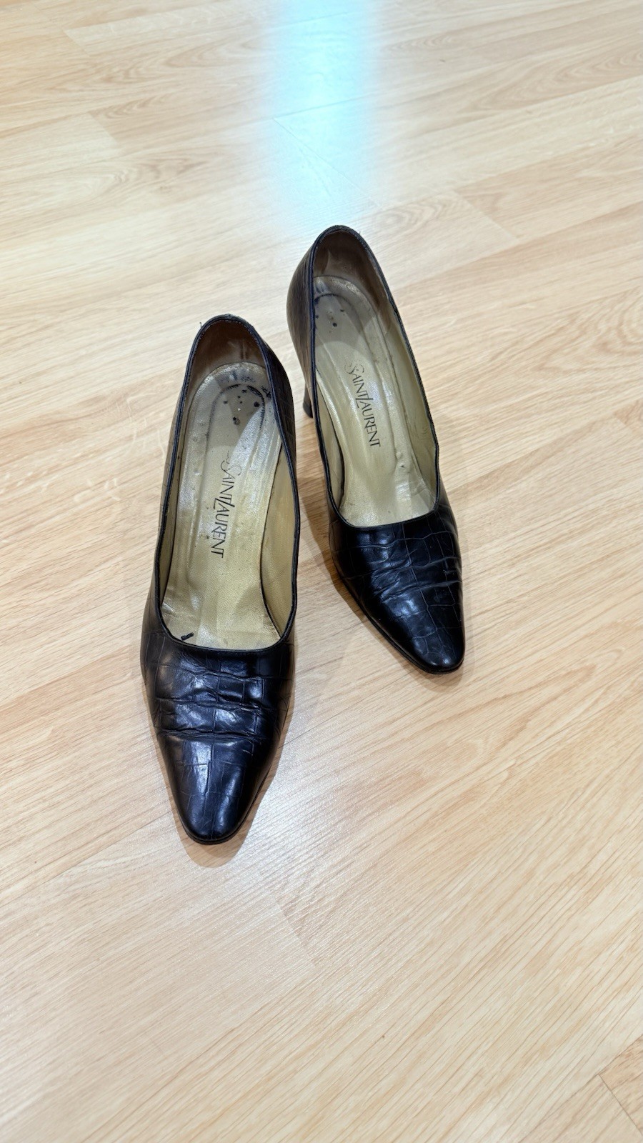 Tacchi vintage Yves Saint Laurent in pelle nera Made in Italy taglia 8