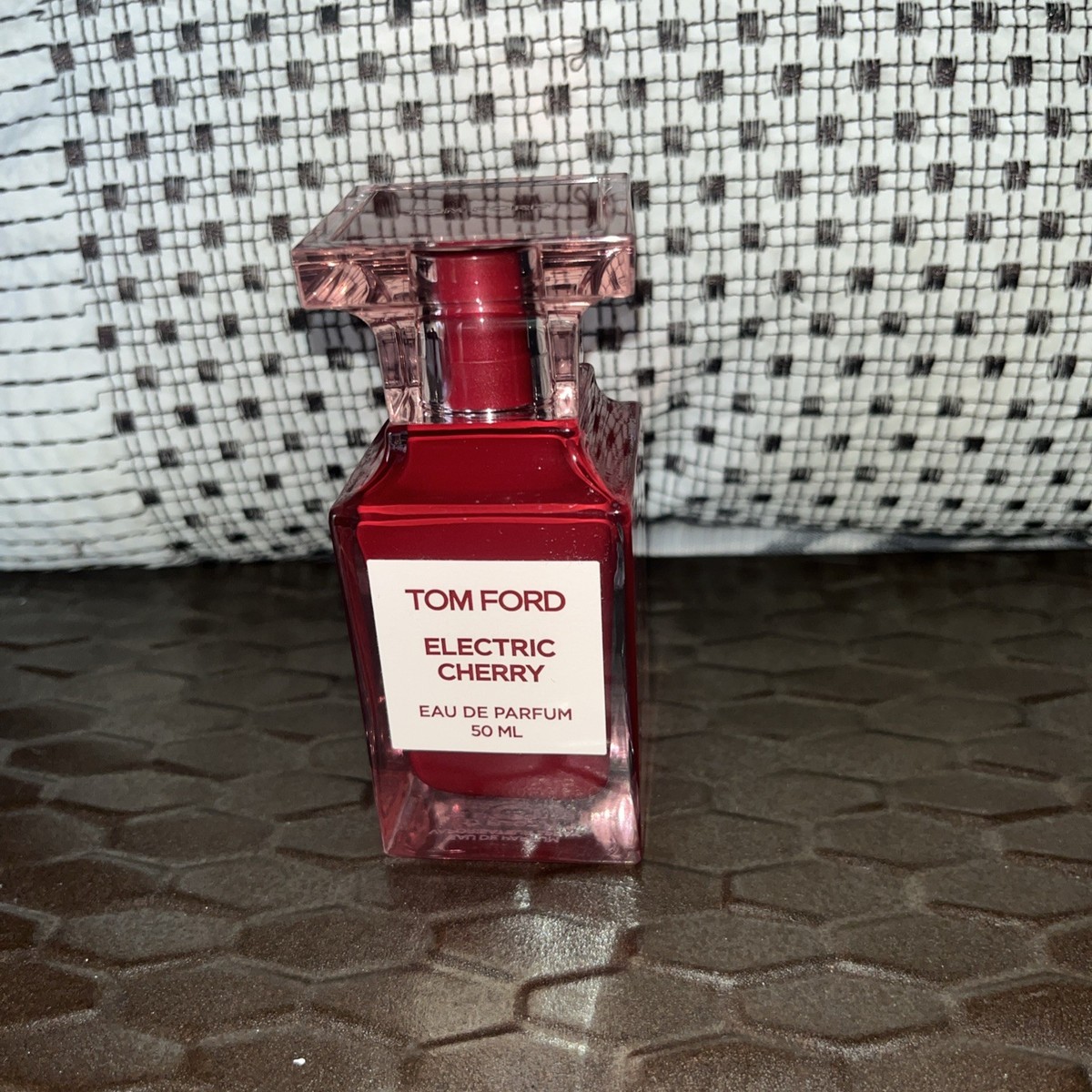 Tom Ford Electric CHERRY Eau De Parfum 1.7 oz | eBay