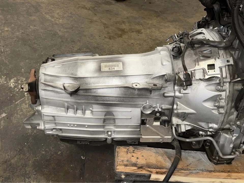 Mercedes-Benz Clase E E350 2014 2015 2016 transmisión automática 722,906 OEM 60 k millas Foto 2 de 4