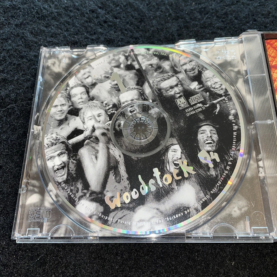 WOODSTOCK ‘94 • 1994 Complete 2CD 2 Booklet Original Fatbox Foto 2 de 4