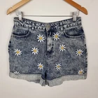 Boohoo Denim Shorts Size 10 Embroidered Daisies Flowers