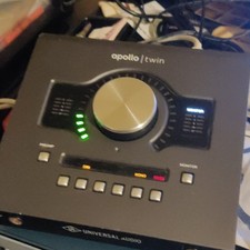 Universal Audio Apollo Twin Thunderbolt Audio Interface Optical In Mic/Line