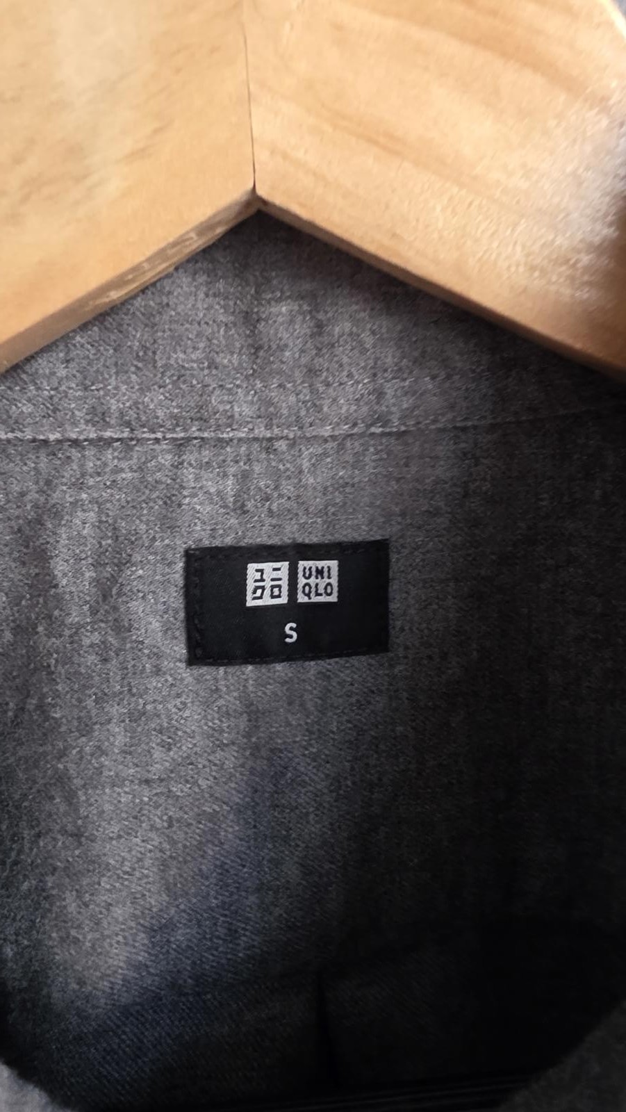 Uniqlo Grey Oxford Shirt Size S Cotton Button Down Long Sleeve Casual Shirt 16" image 8