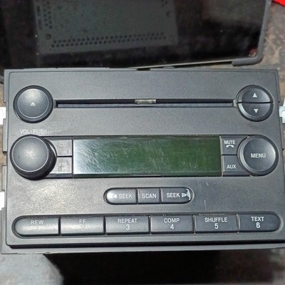 2004 Ford F150 1 DIN CD Player Car Audio AUX Seek Scan Mute 5L3T-18C869-AC 
