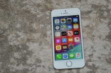 Apple iPhone 5S 16GB (Unlocked) GSM Smartphone - Gold Poor