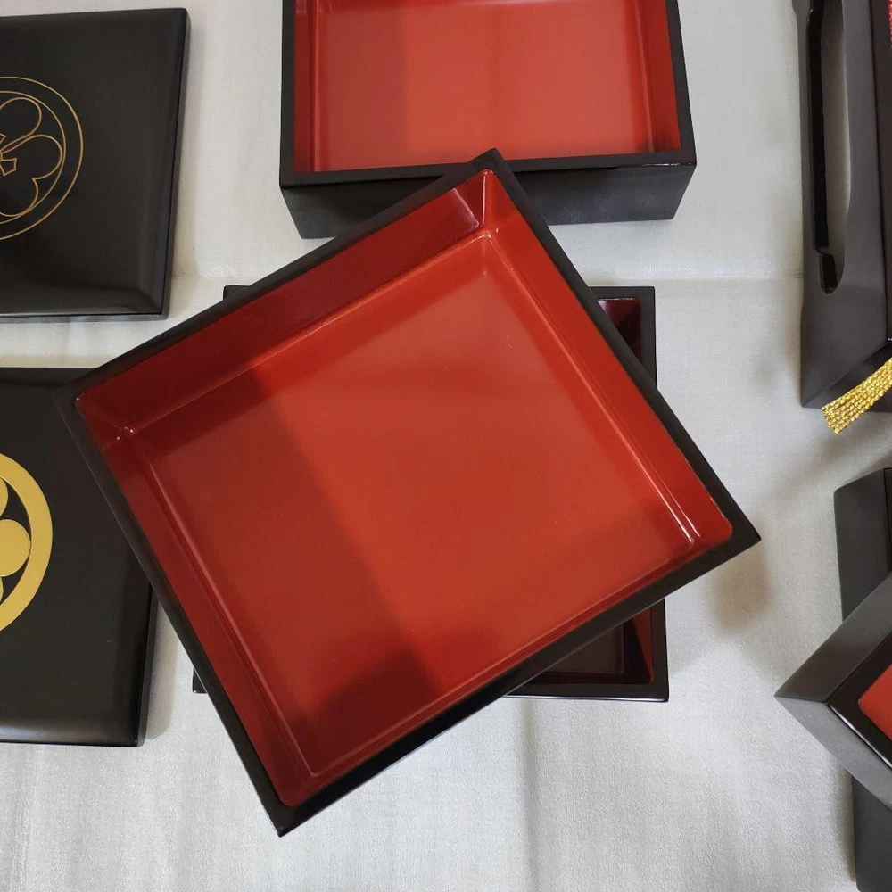 Jubako Bento Box Japanese Wajima lacquered black heavy box 5 tiers with gold fam