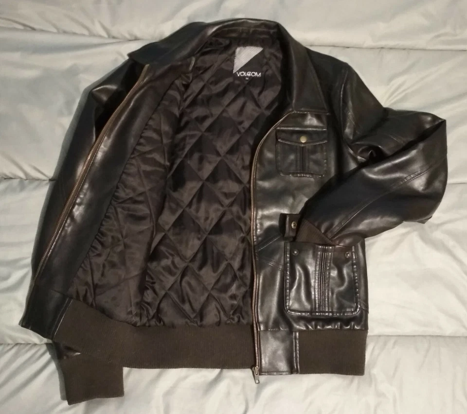 Cazadora/chaqueta (jacket) Volcom "Live Fast Jkt" - Talla XS/S - Imagen 3 de 4