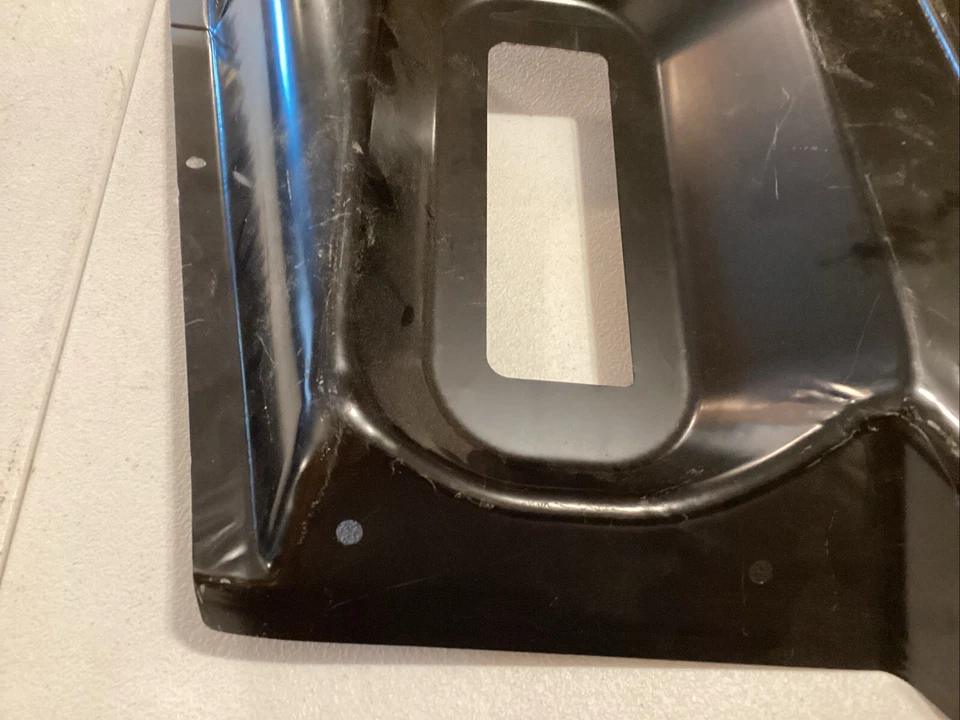 Extensão de para-lama traseira esquerda Infiniti G37 fabricante de equipamento original 08 - 2013 78117-JK000 - Imagem 3 de 4