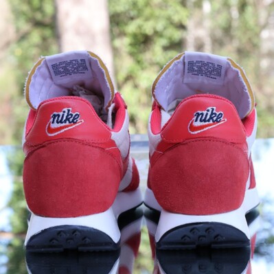 nike tailwind 79 gym red