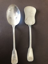 Couverts de service à mignardises en métal argente Wiskemann Bruxelles