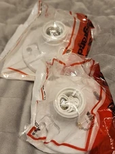 (Qty. 2) Pass & Seymour 280WH 250W White Pullchain 4 term Lampholder Medium Base