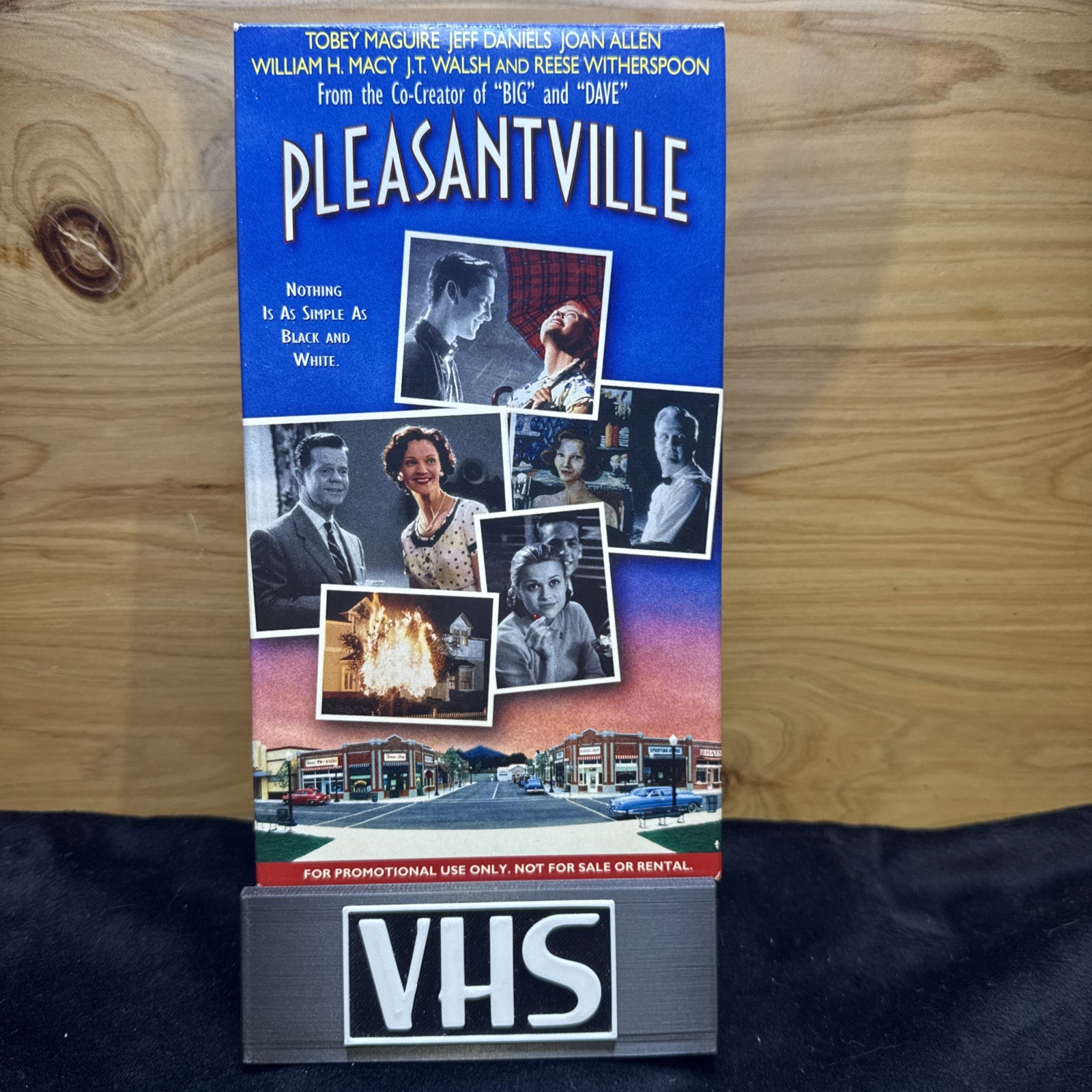 Pleasantville 1998 VHS * Screener * Buy 2 Get 1 Free - Bundle Shipping Discount