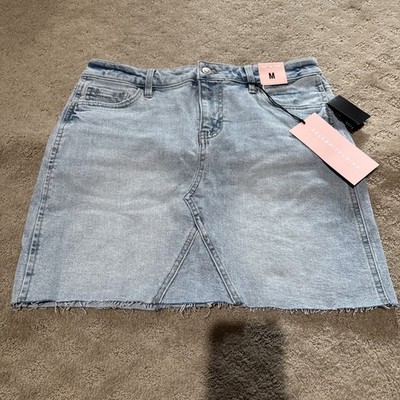 Celebrity Pink Mid-Rise Denim Mini Skirt. Sz L. NWT!