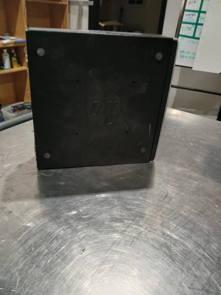 hp compaq elite 8300 sff Desktop FOR PARTS ONLY - Image 2 of 4